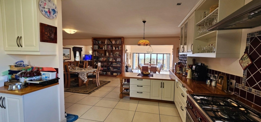 4 Bedroom Property for Sale in Myburgh Park Western Cape